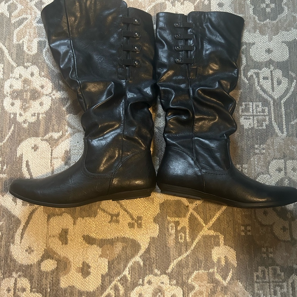 Cliffs by WHITE MOUNTAIN Black Tall Boots